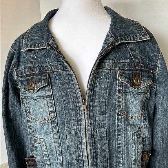 ONE WORLD DENIM ZIP UP FOUR FRONT BUTTONED POCKETS DISSTRESSED HEM SZ XL - Picture 2 of 13